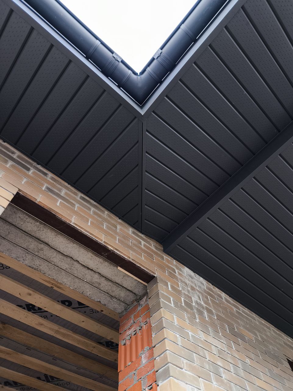 Готовый объект кровельных работ